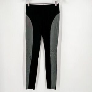 Trina Turk black/gray leggings